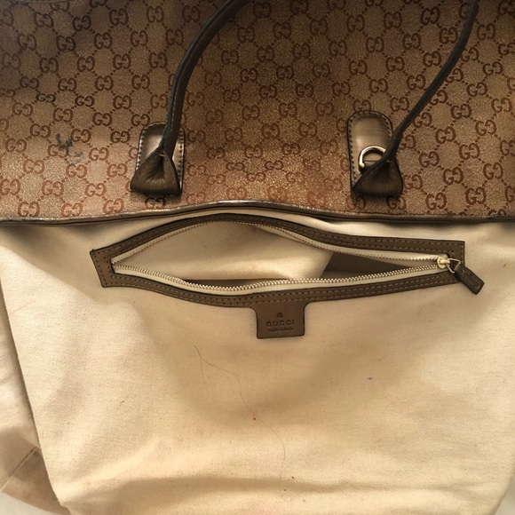 Gucci shoulder bag large. - Picture 12 of 15